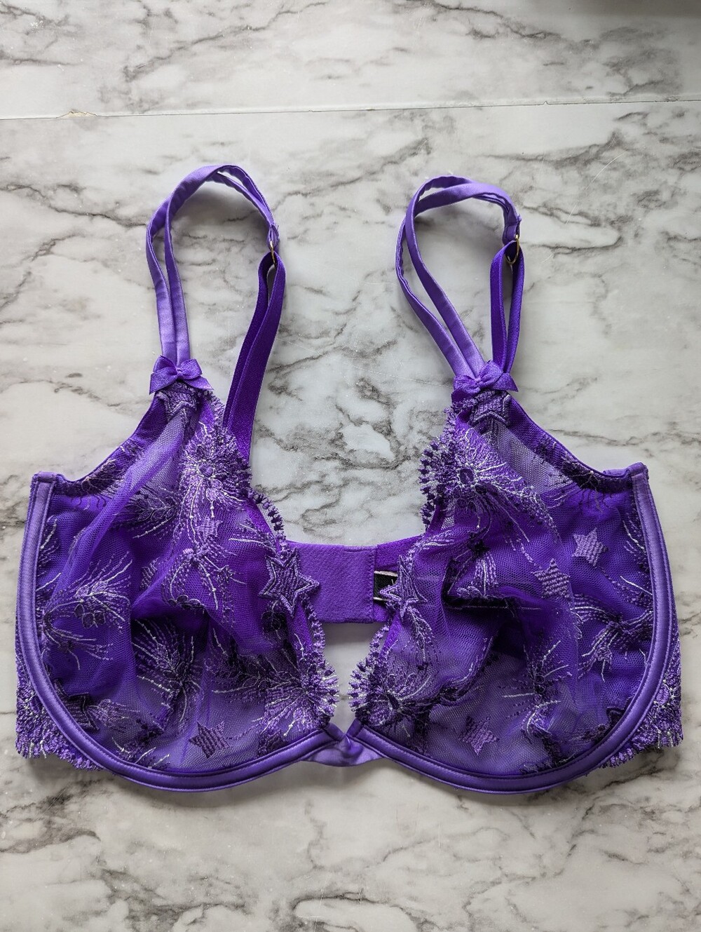 Victoria's Secret Low Cut Demi Bra Purple Lace Star Detail size 36DDD 36F